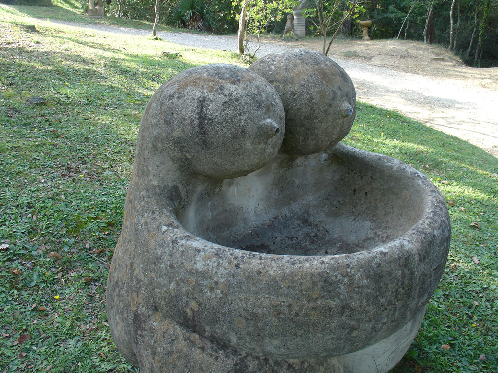 La font (Dona cangur núm. 1) [2]