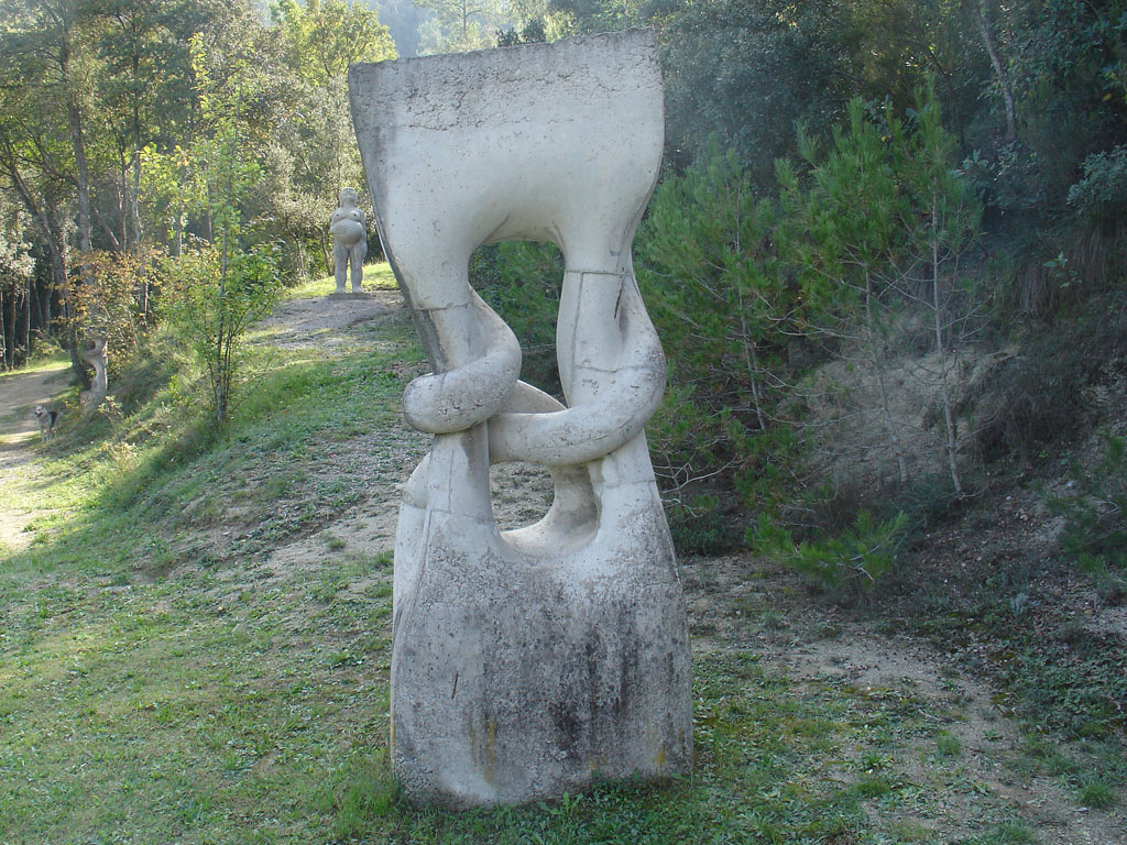 Conflicte dins el bloc [1]